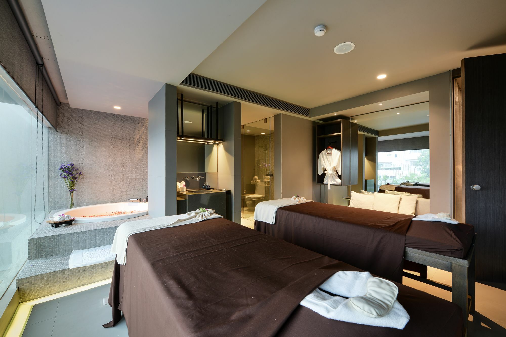 Veranda Residence Pattaya Pool Villa Na Chom Thian Exterior photo